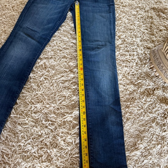 7 For All Mankind Womens Jeans 27 Straight Leg Blue Denim Graduated Wash - Picture 8 of 9